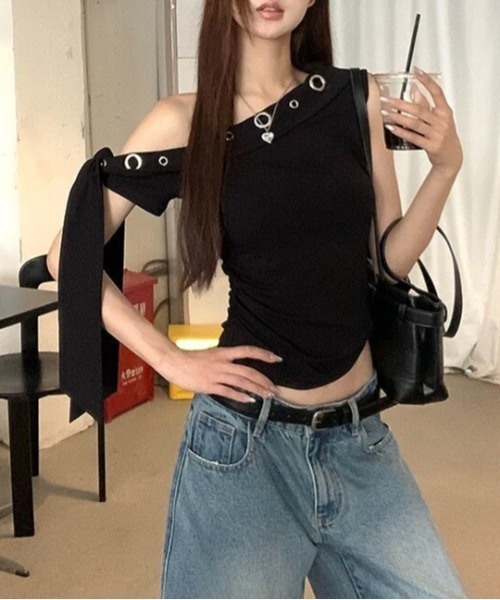 SHEENA(シーナ)の「アイレットワンショルダーリボントップス(Tシャツ/カットソー・レディース・ブラック・M)」の13枚目の写真