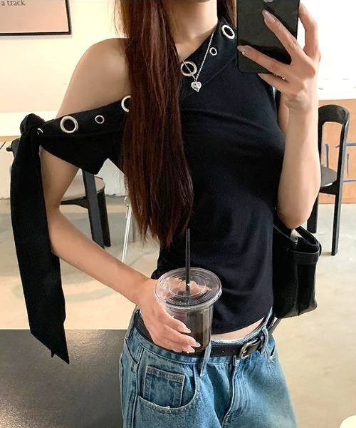 SHEENA(シーナ)の「アイレットワンショルダーリボントップス(Tシャツ/カットソー・レディース・ブラック・M)」の15枚目の写真
