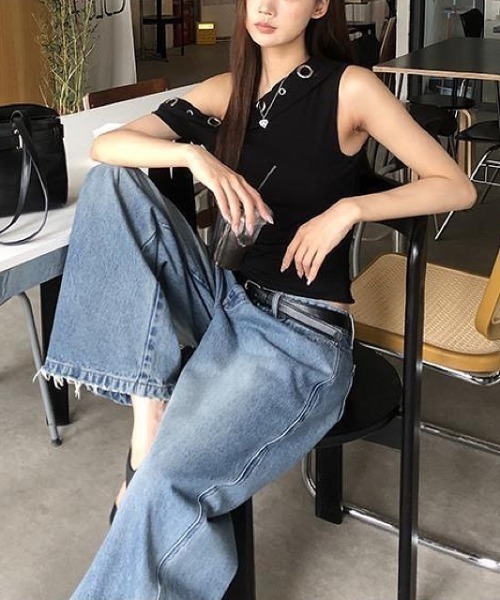 SHEENA(シーナ)の「アイレットワンショルダーリボントップス(Tシャツ/カットソー・レディース・ブラック・M)」の17枚目の写真
