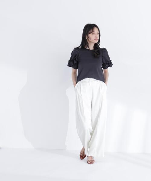 NATURAL BEAUTY BASIC(ナチュラルビューティーベーシック)の「フリルスリーブドッキングカットソー(Tシャツ/カットソー・レディース・ブラック/ブルー/オフホワイト・フリ-)」の8枚目の写真