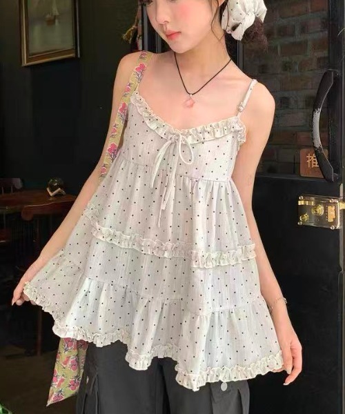 Achic(アシック)の「ギャザーフリルティアードキャミチュニック ヘアゴム付きでお得(キャミソール・レディース・ダークグレー/ピンク/アイボリー・M)」の1枚目の写真