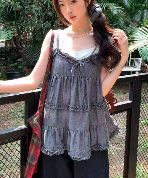 Achic(アシック)の「ギャザーフリルティアードキャミチュニック ヘアゴム付きでお得(キャミソール・レディース・ダークグレー/ピンク/アイボリー・M)」の2枚目の写真