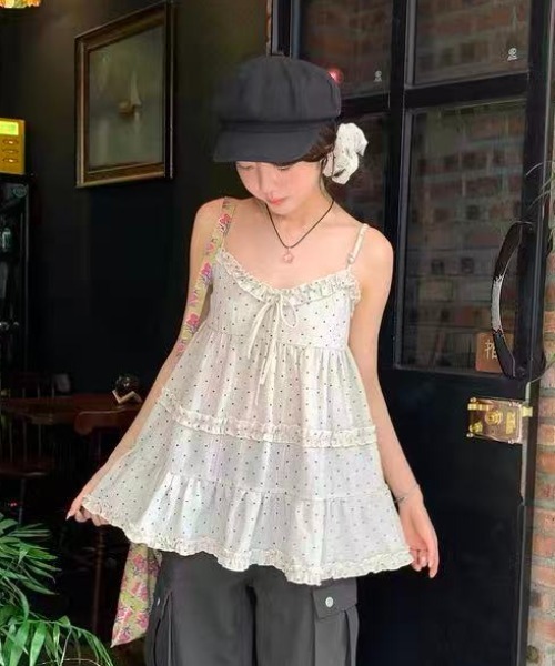 Achic(アシック)の「ギャザーフリルティアードキャミチュニック ヘアゴム付きでお得(キャミソール・レディース・ダークグレー/ピンク/アイボリー・M)」の12枚目の写真