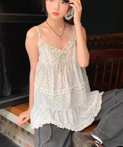 Achic(アシック)の「ギャザーフリルティアードキャミチュニック ヘアゴム付きでお得(キャミソール・レディース・ダークグレー/ピンク/アイボリー・M)」の19枚目の写真