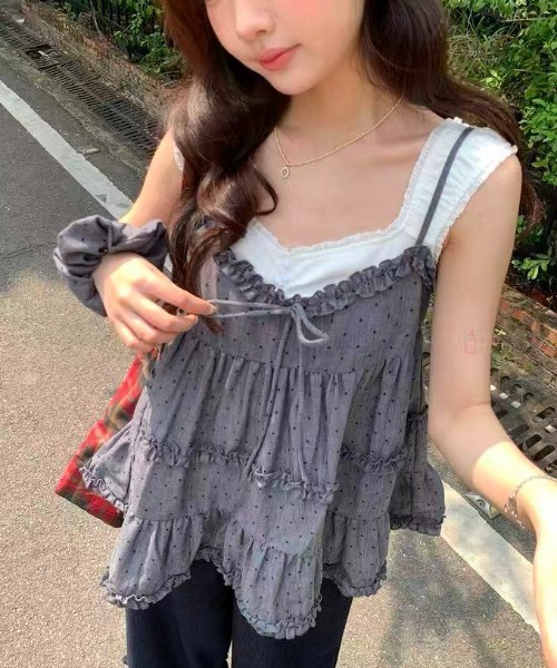 Achic(アシック)の「ギャザーフリルティアードキャミチュニック ヘアゴム付きでお得(キャミソール・レディース・ダークグレー/ピンク/アイボリー・M)」の13枚目の写真