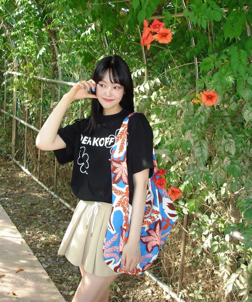DER KOFFER（デルコッファー）の「HOBO TROPICAL [BLUE]_LARGE（ショルダーバッグ・レディース・その他・FREE）」の9枚目の写真