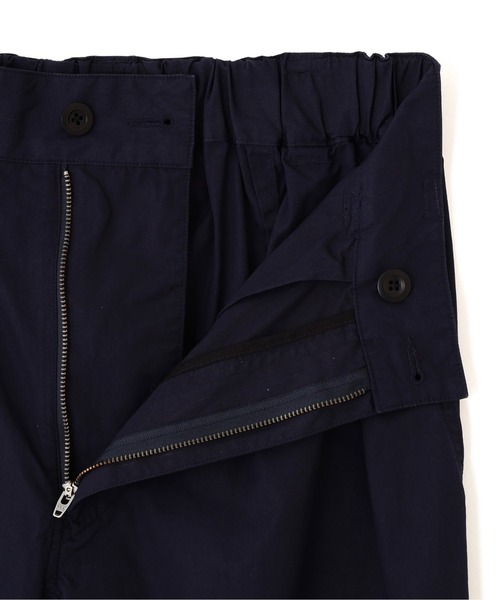 MHL.(エムエイチエル)の「FINE COMPACT COTTON POPLIN(その他パンツ・レディース・ネイビー/ベージュ・3/2/1/0)」の8枚目の写真