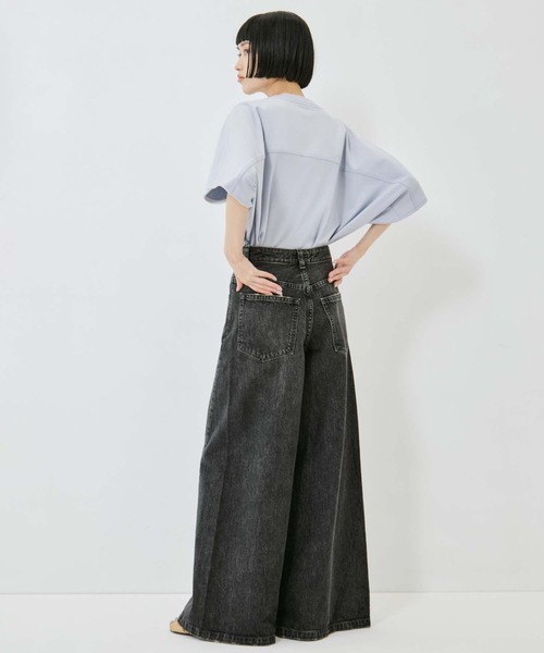 STUDIOUS(ステュディオス)の「【STUDIOUS/ステュディオス】Bleached Baggy Jeans/ブリーチバギージーンズ/ウォッシャブル/くびれ効果/サイズ調整可(デニムパンツ・レディース・ダークインディゴブルー/ブラック・1/2)」の3枚目の写真
