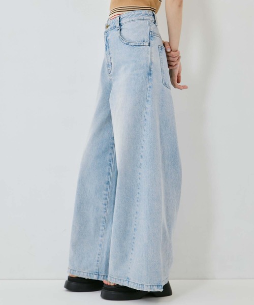 STUDIOUS(ステュディオス)の「【STUDIOUS/ステュディオス】Bleached Baggy Jeans/ブリーチバギージーンズ/ウォッシャブル/くびれ効果/サイズ調整可(デニムパンツ・レディース・ダークインディゴブルー/ブラック・1/2)」の13枚目の写真