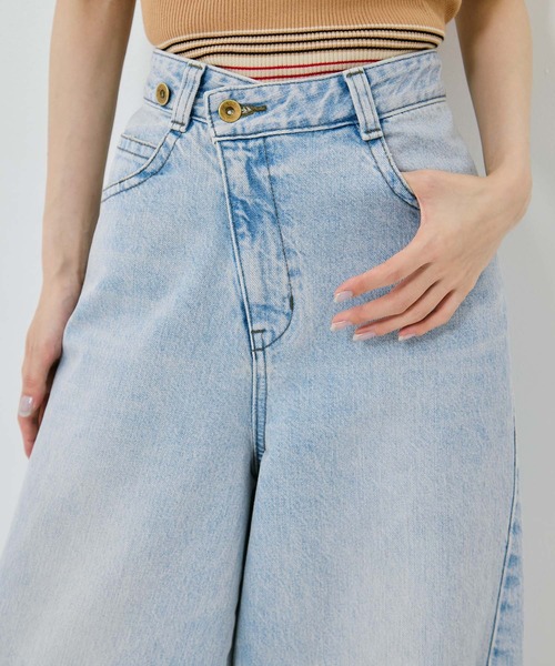 STUDIOUS(ステュディオス)の「【STUDIOUS/ステュディオス】Bleached Baggy Jeans/ブリーチバギージーンズ/ウォッシャブル/くびれ効果/サイズ調整可(デニムパンツ・レディース・ダークインディゴブルー/ブラック・1/2)」の15枚目の写真