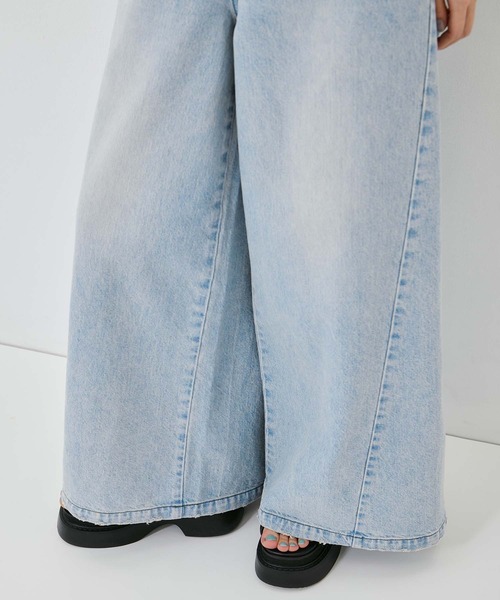 STUDIOUS(ステュディオス)の「【STUDIOUS/ステュディオス】Bleached Baggy Jeans/ブリーチバギージーンズ/ウォッシャブル/くびれ効果/サイズ調整可(デニムパンツ・レディース・ダークインディゴブルー/ブラック・1/2)」の19枚目の写真