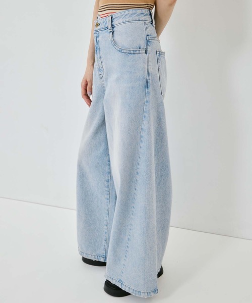 STUDIOUS(ステュディオス)の「【STUDIOUS/ステュディオス】Bleached Baggy Jeans/ブリーチバギージーンズ/ウォッシャブル/くびれ効果/サイズ調整可(デニムパンツ・レディース・ダークインディゴブルー/ブラック・1/2)」の18枚目の写真