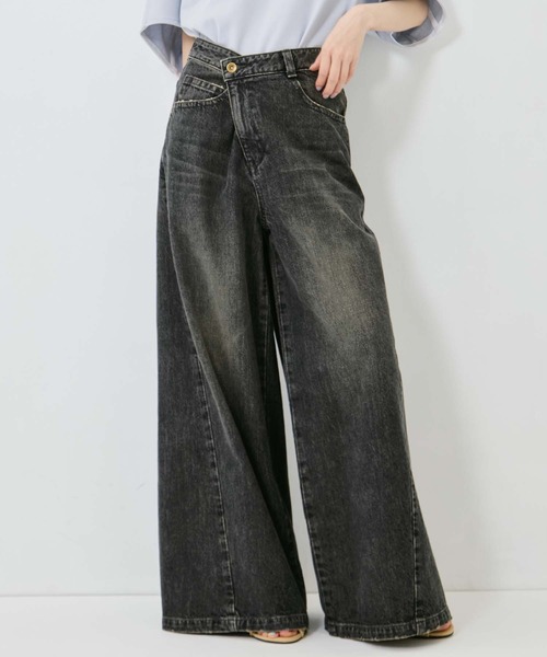 STUDIOUS(ステュディオス)の「【STUDIOUS/ステュディオス】Bleached Baggy Jeans/ブリーチバギージーンズ/ウォッシャブル/くびれ効果/サイズ調整可(デニムパンツ・レディース・ダークインディゴブルー/ブラック・1/2)」の4枚目の写真