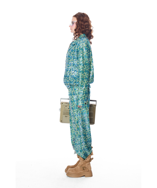 GREEDILOUS(グリディアス)の「Sequins Jumper(その他アウター・レディース・その他・X-SMALL/SMALL/MEDIUM/LARGE)」の4枚目の写真