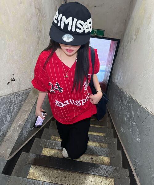 DAUSPICE(ディーオスピス)の「BB STRIPE FOOTBALL JERSEY Red(Tシャツ/カットソー・レディース・レッド・MEDIUM/LARGE)」の6枚目の写真
