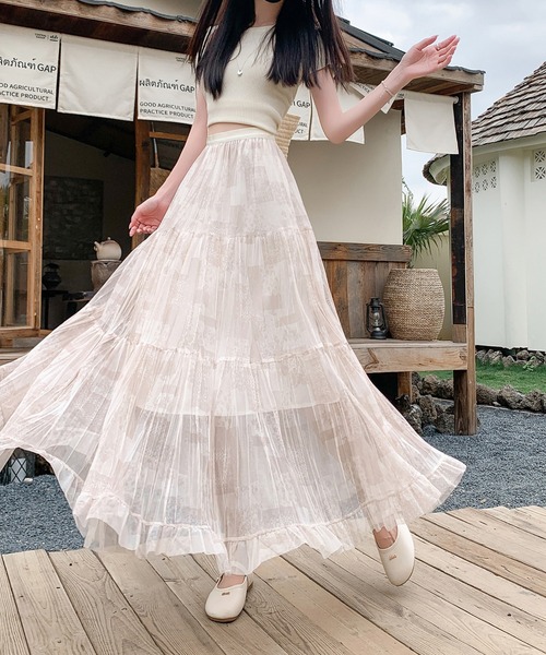 AMAJI(アマジ)の「フラワー柄 ハイウエスト フレア ティアードスカート(スカート・レディース・ライトブルー/ベージュ/パープル・SMALL/MEDIUM/LARGE/X-LARGE)」の1枚目の写真