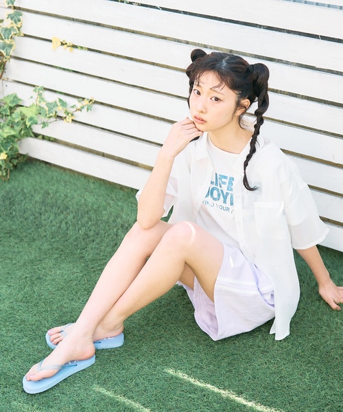 LOVETOXIC(ラブトキシック)の「【接触冷感】シアールーズ半袖シャツ(シャツ/ブラウス・キッズ・オフホワイト/ライトグリーン/オレンジ・M:150cm/S:140cm/L:160cm/130cm)」の6枚目の写真