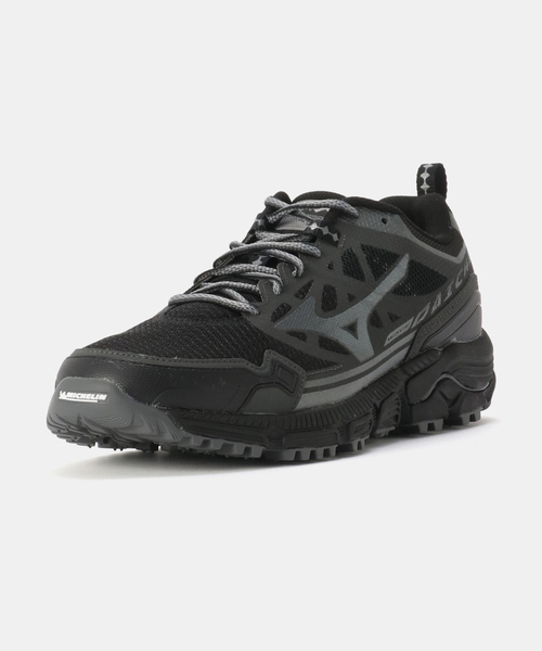 MIZUNO(ミズノ )の「MIZUNO WAVE DAICHI LS D1GA2601-01(スニーカー・メンズ・ブラック・23.5cm/24cm/24.5cm/25cm/27.5cm/28cm/27cm/26cm)」の2枚目の写真