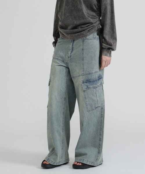 AVIREX(アヴィレックス)の「PANEL CARGO DENIM PANTS(デニムパンツ・レディース・ブラック/インディゴブルー/ブルー系その他・S/M)」の1枚目の写真