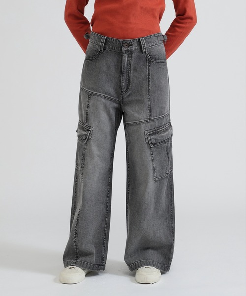 AVIREX(アヴィレックス)の「PANEL CARGO DENIM PANTS(デニムパンツ・レディース・ブラック/インディゴブルー/ブルー系その他・S/M)」の20枚目の写真