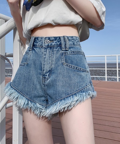 Ritzy(リッツィー)の「フリンジ デニムショーツ(デニムパンツ・レディース・ブルー/ピンク/ホワイト・M/S)」の3枚目の写真