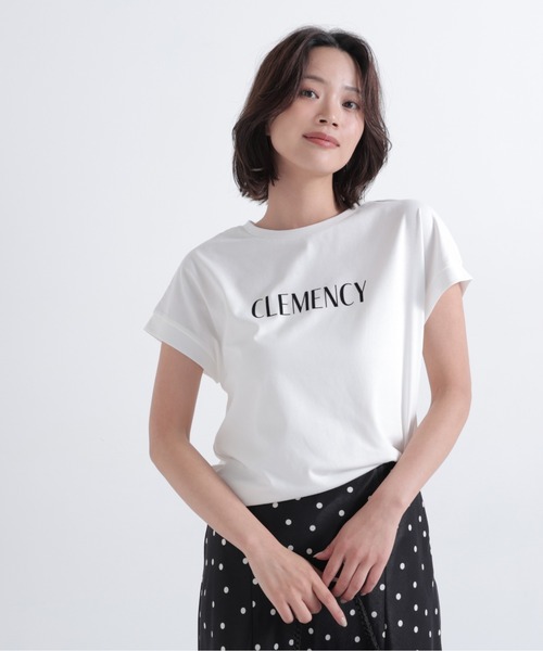 NATURAL BEAUTY BASIC(ナチュラルビューティーベーシック)の「フロッキーロゴTシャツ(Tシャツ/カットソー・レディース・ベージュ/オフホワイト/チャコールグレー・フリ-)」の6枚目の写真