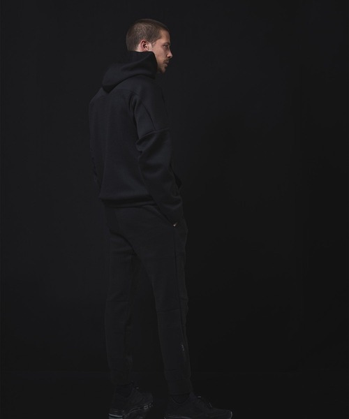 ARTA MECHANICS(エーアールティーエーメカニクス)の「ARTA TRAINING WEAR AIR KNIT PULLOVER HOODIE(エーアールティーエー トレーニング ウェア エア ニット プルオーバー フーディ)(パーカー・メンズ・ブラック・M/L/XL)」の12枚目の写真