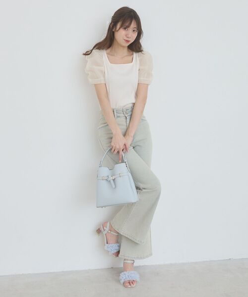 MAJESTIC LEGON(マジェスティックレゴン)の「バックレースアップ美脚フレアデニム(デニムパンツ・レディース・グレー/サックスブルー・MEDIUM/SMALL)」の4枚目の写真