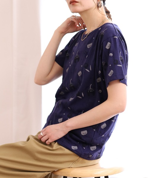 Emago（イマゴ）の「EMAGO 花ｵﾊﾟｰﾙﾌﾟﾘﾝﾄﾚｷﾞｭﾗｰT 半袖（Tシャツ/カットソー・レディース・ホワイト・FREE）」の10枚目の写真