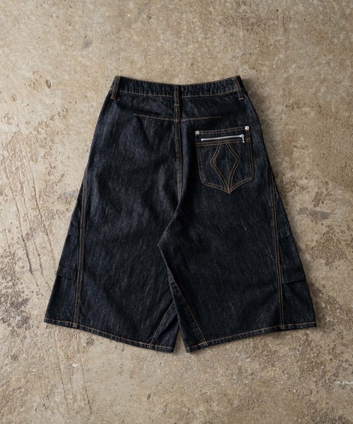 ADAMASTE(アダマスト)の「Western 3panel Buggy Denim Short - ウエスタン3パネルバギーデニムショーツ(デニムパンツ・メンズ・ブラック/インディゴブルー・SMALL/MEDIUM/LARGE)」の13枚目の写真