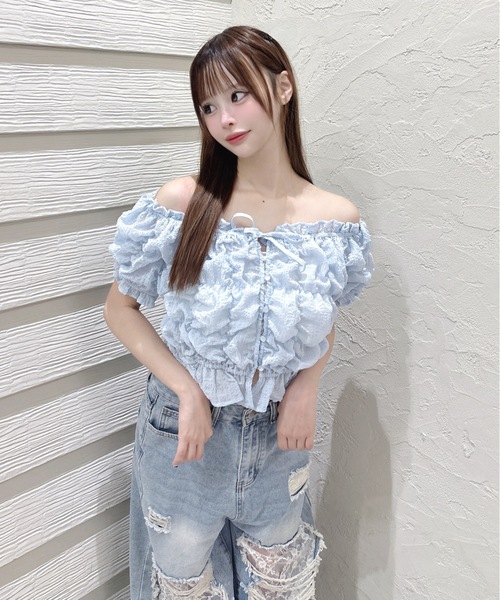 one way(ワンウェイ)の「2WAYシャーリングブラウス(Tシャツ/カットソー・レディース・ブラック/ホワイト/ブルー・FREE)」の10枚目の写真