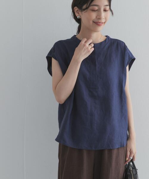 URBAN RESEARCH DOORS(アーバンリサーチドアーズ)の「リネンスキッパーフレンチブラウス|フレンチスリーブ/麻/涼しい/オンオフ(シャツ/ブラウス・レディース・ネイビー/オレンジ系その他/ブルー/オフホワイト・FREE)」の9枚目の写真