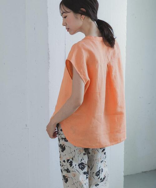 URBAN RESEARCH DOORS(アーバンリサーチドアーズ)の「リネンスキッパーフレンチブラウス|フレンチスリーブ/麻/涼しい/オンオフ(シャツ/ブラウス・レディース・ネイビー/オレンジ系その他/ブルー/オフホワイト・FREE)」の15枚目の写真
