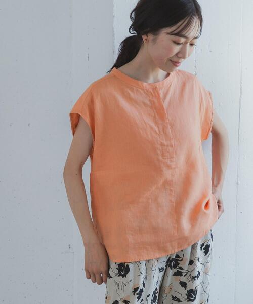 URBAN RESEARCH DOORS(アーバンリサーチドアーズ)の「リネンスキッパーフレンチブラウス|フレンチスリーブ/麻/涼しい/オンオフ(シャツ/ブラウス・レディース・ネイビー/オレンジ系その他/ブルー/オフホワイト・FREE)」の13枚目の写真