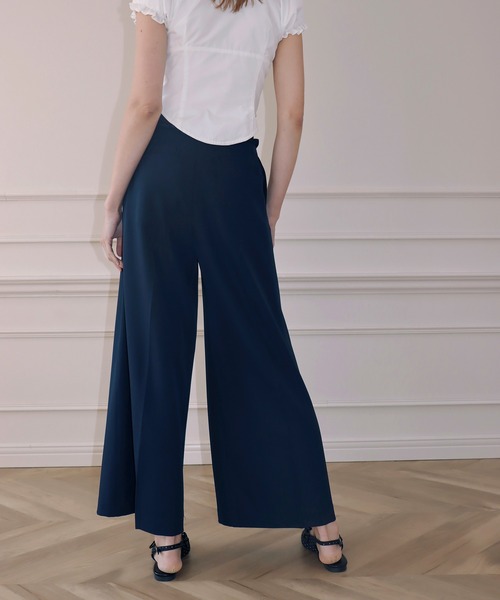 mieya mieya(ミーヤミーヤ)の「【mieya mieya】MINI FRILL WIDE-LEG PT/ミニフリルワイドレッグパンツ(スラックス・レディース・ネイビー/グレー/グレイッシュベージュ・SMALL/MEDIUM)」の7枚目の写真