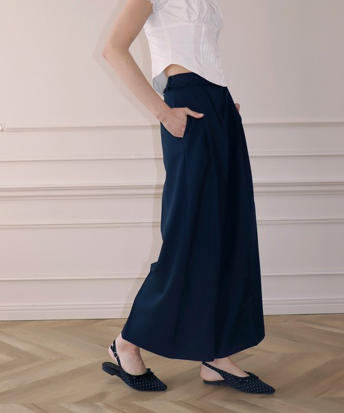 mieya mieya(ミーヤミーヤ)の「【mieya mieya】MINI FRILL WIDE-LEG PT/ミニフリルワイドレッグパンツ(スラックス・レディース・ネイビー/グレー/グレイッシュベージュ・SMALL/MEDIUM)」の10枚目の写真