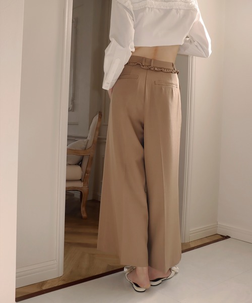 mieya mieya(ミーヤミーヤ)の「【mieya mieya】MINI FRILL WIDE-LEG PT/ミニフリルワイドレッグパンツ(スラックス・レディース・ネイビー/グレー/グレイッシュベージュ・SMALL/MEDIUM)」の13枚目の写真
