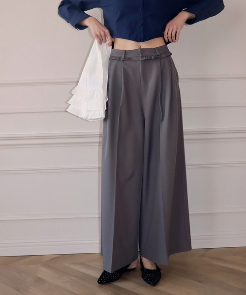 mieya mieya(ミーヤミーヤ)の「【mieya mieya】MINI FRILL WIDE-LEG PT/ミニフリルワイドレッグパンツ(スラックス・レディース・ネイビー/グレー/グレイッシュベージュ・SMALL/MEDIUM)」の4枚目の写真