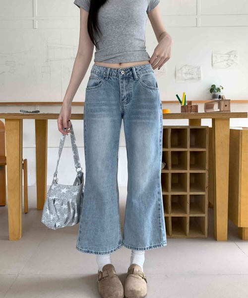 AMAJI(アマジ)の「ウォッシュ加工 ヴィンテージ風 クロップド デニム ワイドパンツ(その他パンツ・レディース・グレー・SMALL/MEDIUM/LARGE/X-LARGE)」の1枚目の写真