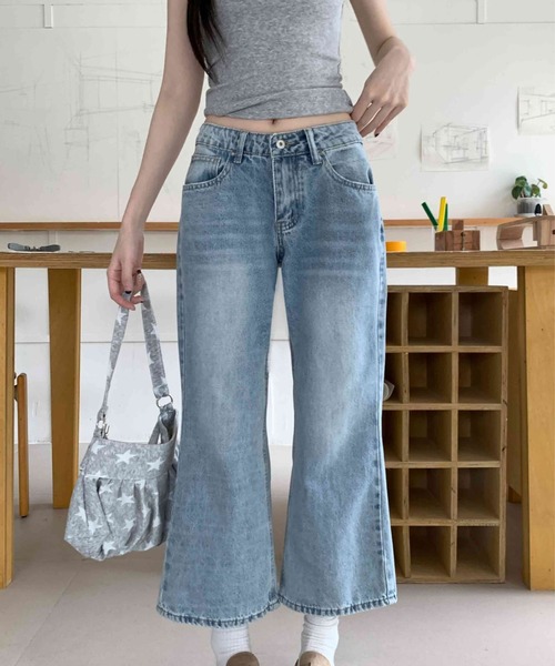 AMAJI(アマジ)の「ウォッシュ加工 ヴィンテージ風 クロップド デニム ワイドパンツ(その他パンツ・レディース・グレー・SMALL/MEDIUM/LARGE/X-LARGE)」の3枚目の写真