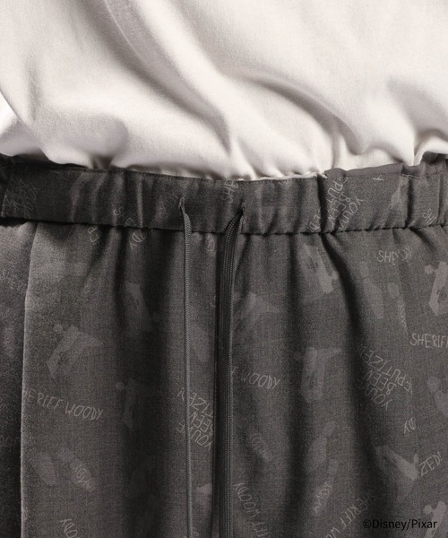 Disney(ディズニー)の「TOY STORY(トイ・ストーリー)/プリントイージーパンツ(スラックス・メンズ・ブラック/グレー・FREE)」の9枚目の写真