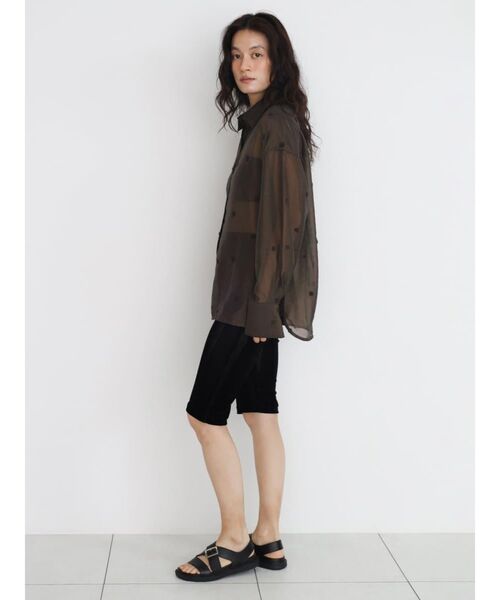 FIKA.(フィーカ)の「Sheer dot shirt(シャツ/ブラウス・レディース・ブラウン/ブラック・MEDIUM)」の11枚目の写真
