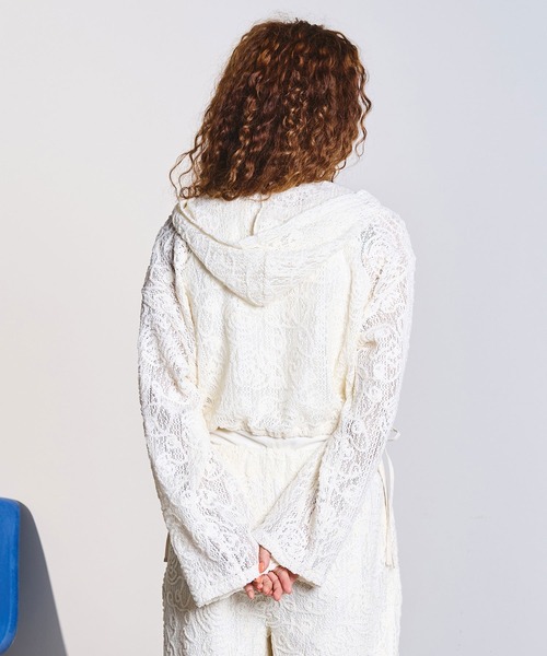 ROSE BUD（ローズバッド）の「MOLE LACE HOODIE（Tシャツ/カットソー・レディース・ブラック/ホワイト・ONE SIZE）」の5枚目の写真