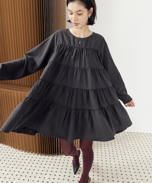 en CAnAF(エンカナフ)の「【一枚でおしゃれが完成◎】ピーチスキンティアードチュニックワンピース(ワンピース・レディース・ブラック/キャメル/チャコールグレー/アイボリー/ブラウン/レッド・フリー/M)」の20枚目の写真