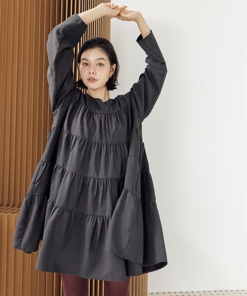 en CAnAF(エンカナフ)の「【一枚でおしゃれが完成◎】ピーチスキンティアードチュニックワンピース(ワンピース・レディース・ブラック/キャメル/チャコールグレー/アイボリー/ブラウン/レッド・フリー/M)」の19枚目の写真