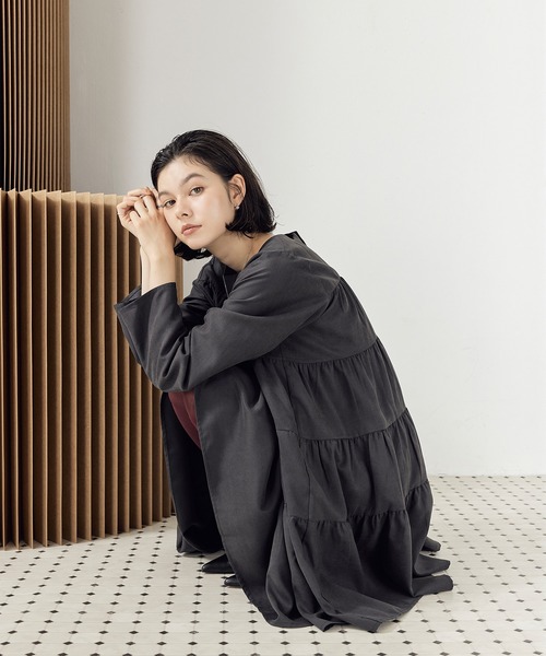 en CAnAF(エンカナフ)の「【一枚でおしゃれが完成◎】ピーチスキンティアードチュニックワンピース(ワンピース・レディース・ブラック/キャメル/チャコールグレー/アイボリー/ブラウン/レッド・フリー/M)」の15枚目の写真