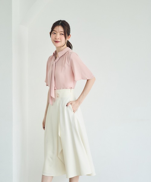 12Twelve Agenda(トゥエルブ アジェンダ)の「撥水Manywaysフレアスリーブブラウス(シャツ/ブラウス・レディース・ピンク/グレイッシュベージュ/カーキ・M)」の8枚目の写真