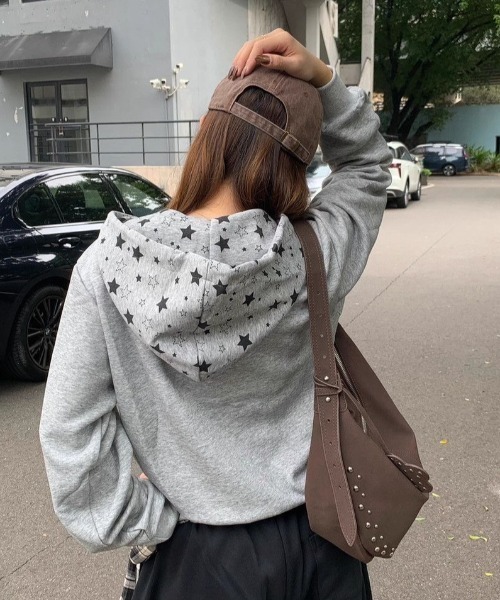 AVYL(アヴィル)の「星柄切り替えジップアップパーカー(パーカー・レディース・グレー/ピンク・M)」の5枚目の写真