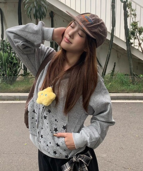AVYL(アヴィル)の「星柄切り替えジップアップパーカー(パーカー・レディース・グレー/ピンク・M)」の13枚目の写真