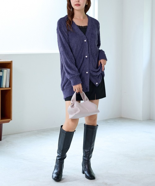 alotta(アロッタ)の「ふんわりシャギーVネックカーディガン(カーディガン/ボレロ・レディース・ダークグレー/ブラック/ブルー系その他/ベージュ・L/M/LL)」の20枚目の写真